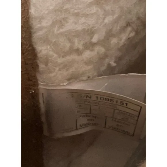 UGG Benson II Brown Leather Side Zip Wool Lined Ankle Boots Women’s Size 8 - Picture 11 of 14